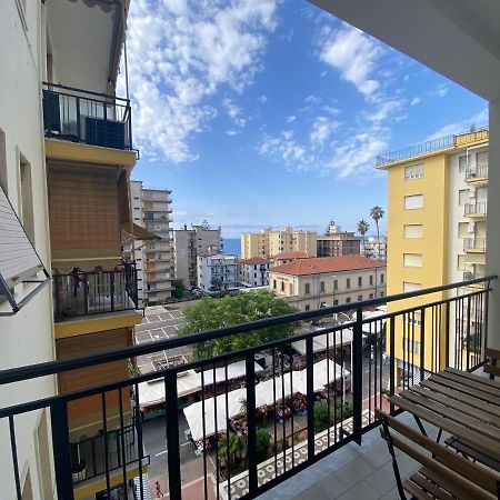 La Perla Marina Arma di Taggia Exterior foto