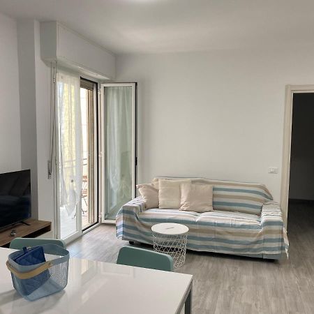 La Perla Marina Arma di Taggia Exterior foto